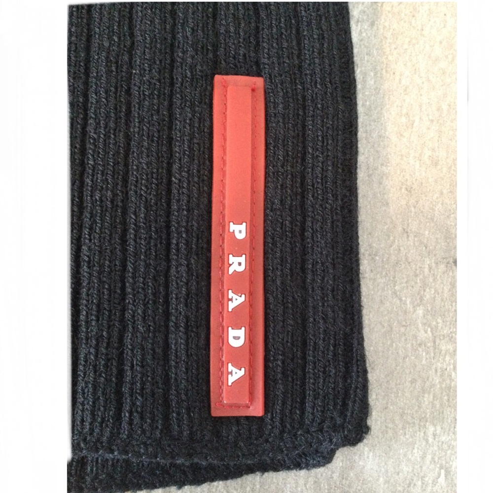 PRADA Unisex Ribbed Knit Design Scarf  7” x 48” Black